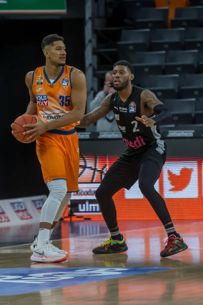 精心挑选的 精心挑选的